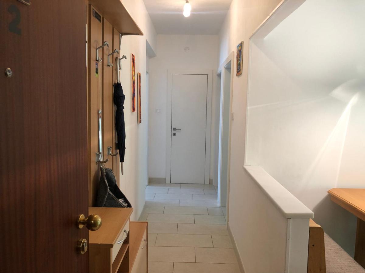Guesthouse Gigli 2 - Free Tourist Card & Car Parking - No Trucks Bolzano Luaran gambar